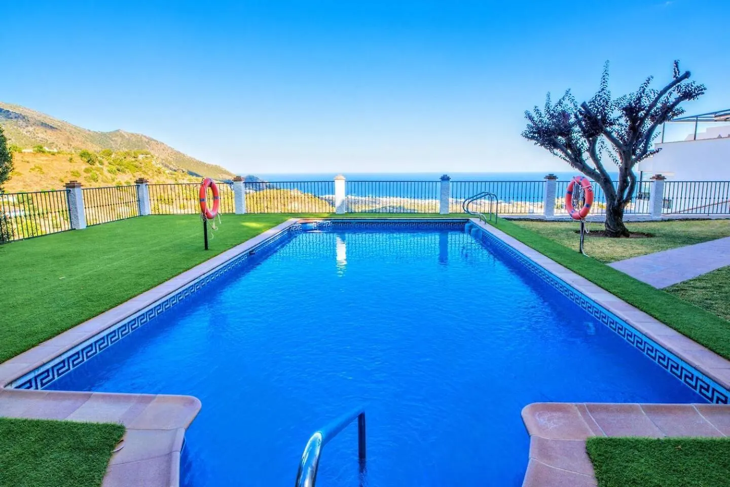 Mijas Pueblo, 3 Terraces & Pool With Sea View Apartment