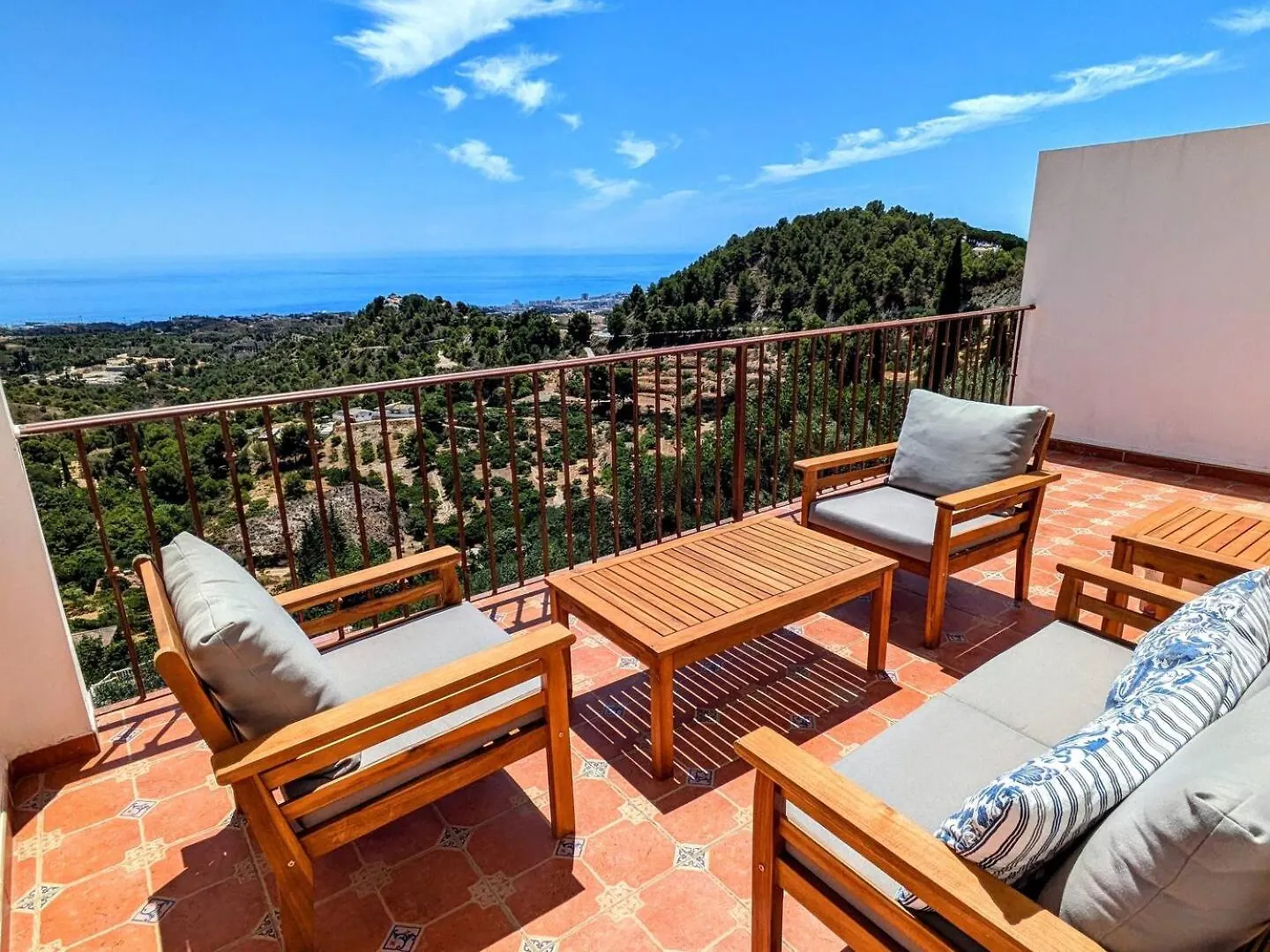 Mijas Pueblo, 3 Terraces & Pool With Sea View location